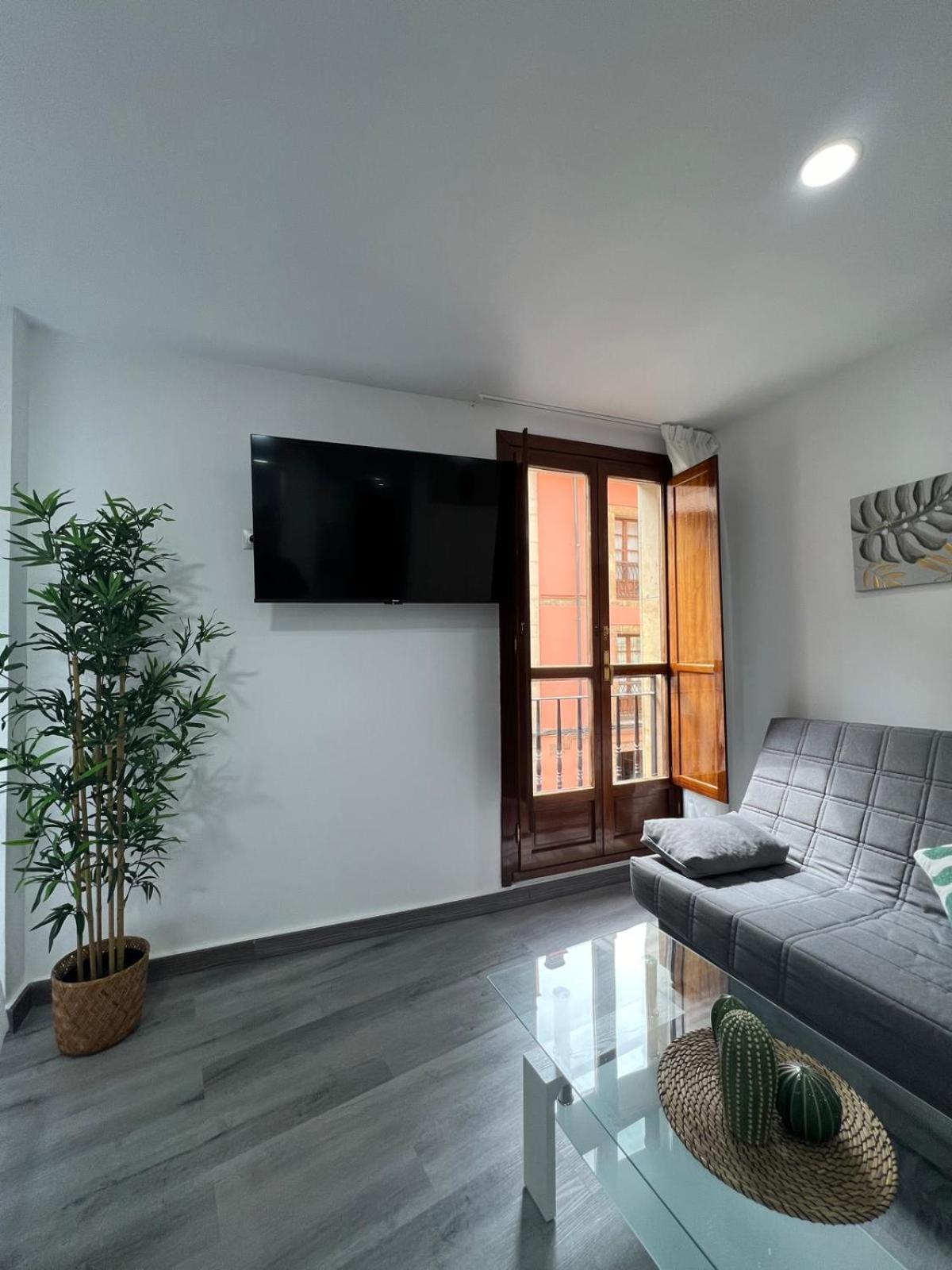 Rosal Central Studios Οβιέδο Εξωτερικό φωτογραφία